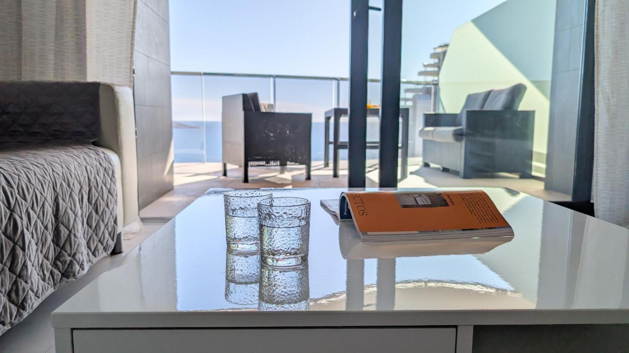 Sunset Waves Sea & Sky Apartamento *